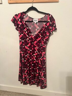 Leota PM Pink Geometric Faux Wrap Dress Petite Medium Fit & Flare